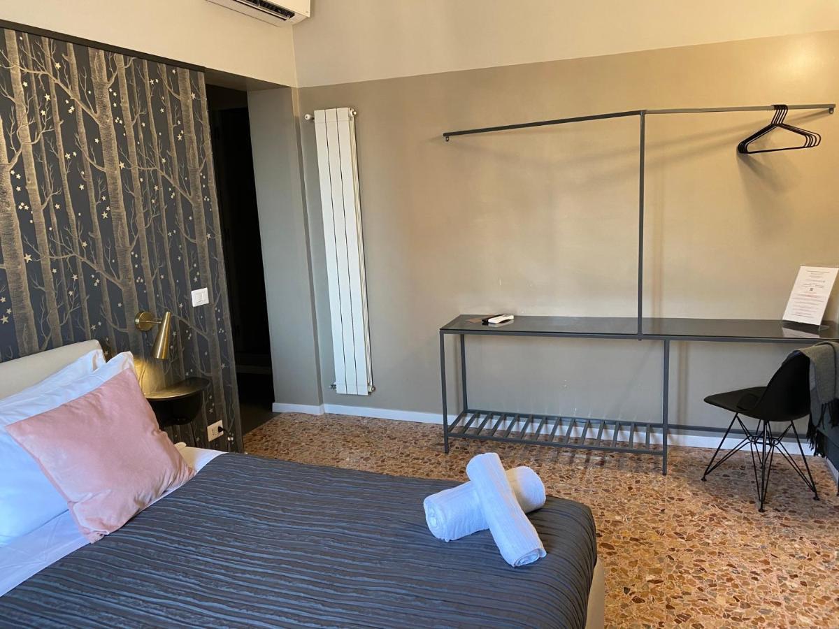 Cavour Urban Rooms Rome Extérieur photo